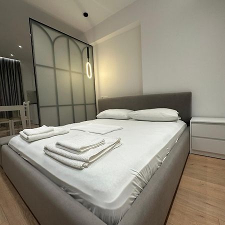 Center Apartment Tiranë Eksteriør bilde