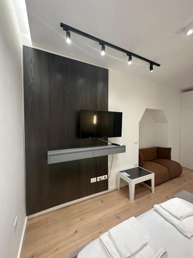 Center Apartment Tiranë Eksteriør bilde