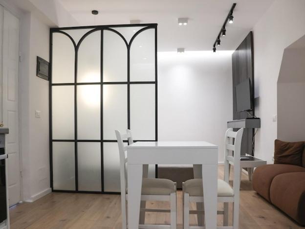 Center Apartment Tiranë Eksteriør bilde