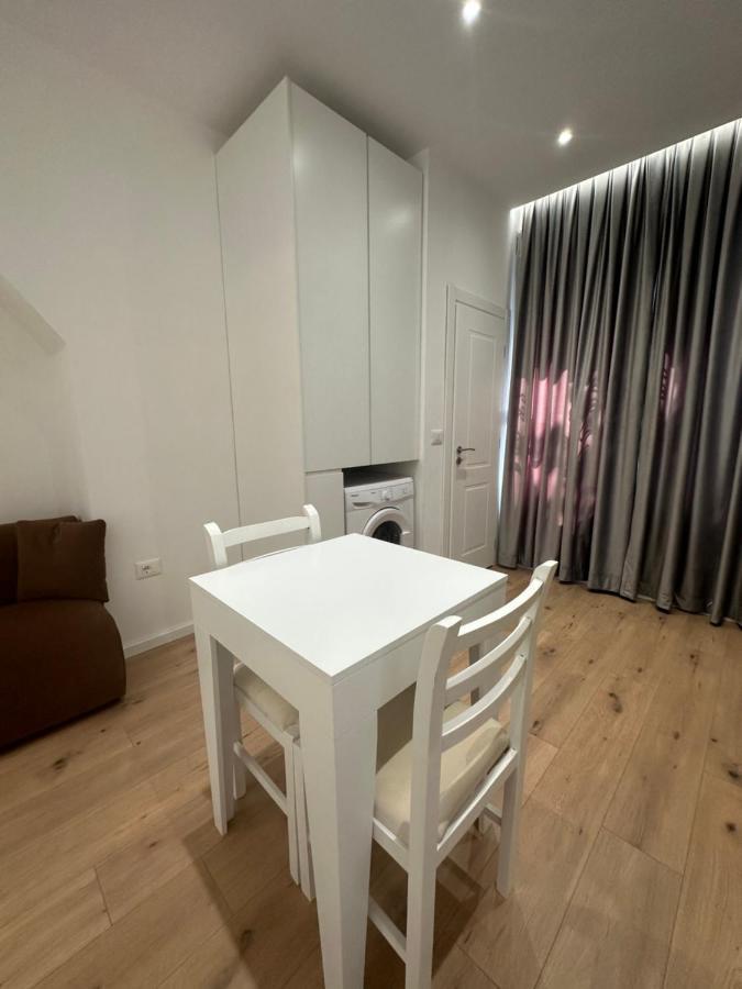 Center Apartment Tiranë Eksteriør bilde